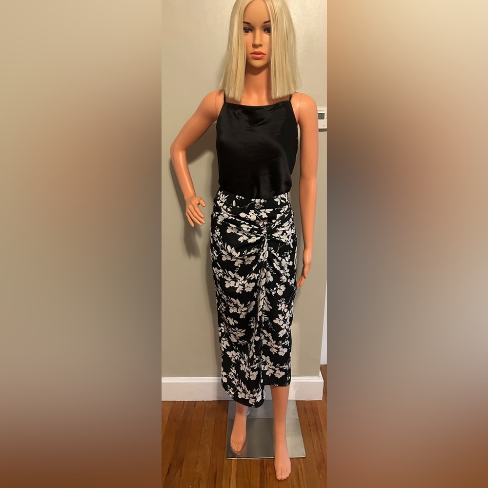 Madewell True Black Satin Cami - Picture 5 of 11